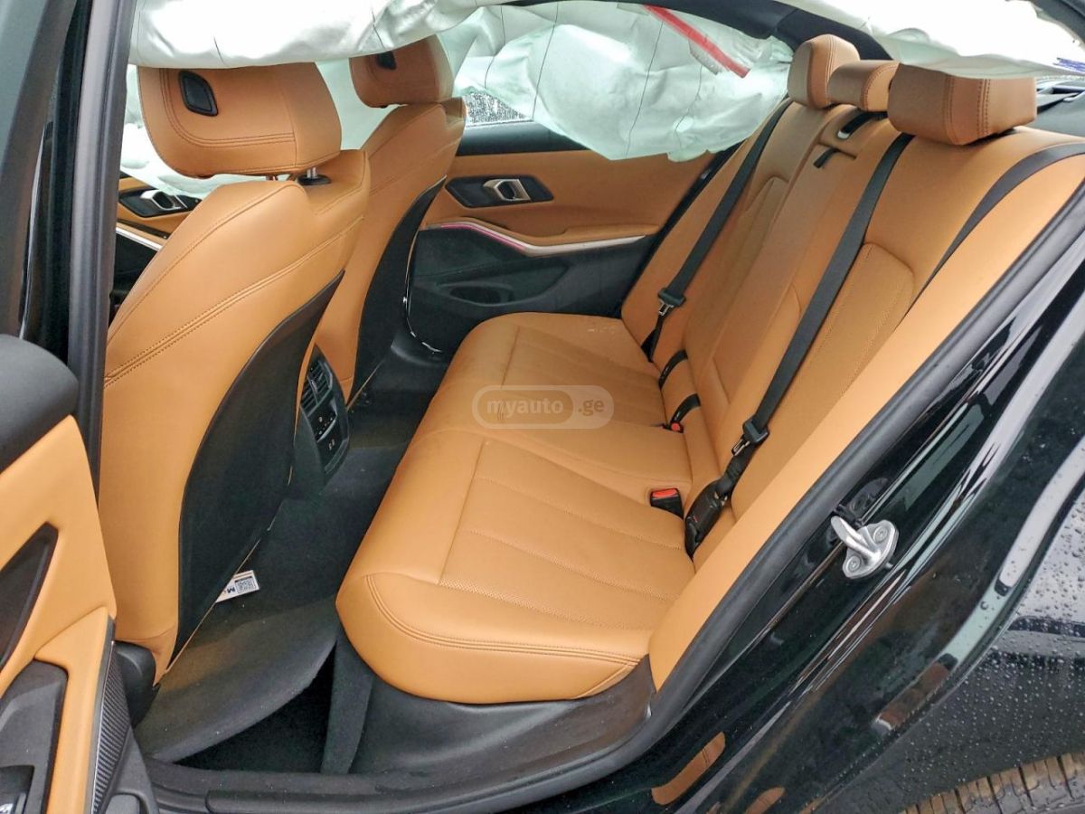 BMW xDrive 4dr All Wheel Drive Sed — миниатюра 9