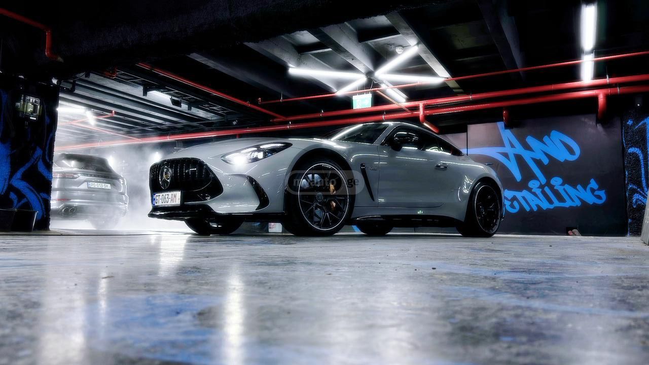 Mercedes-Benz AMG GT - фото 11