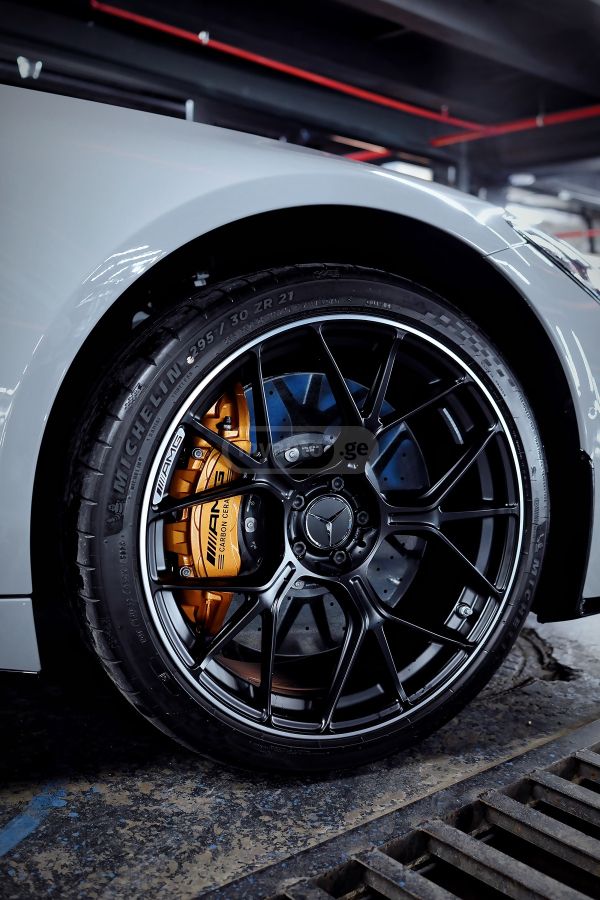 Mercedes-Benz AMG GT - фото 5