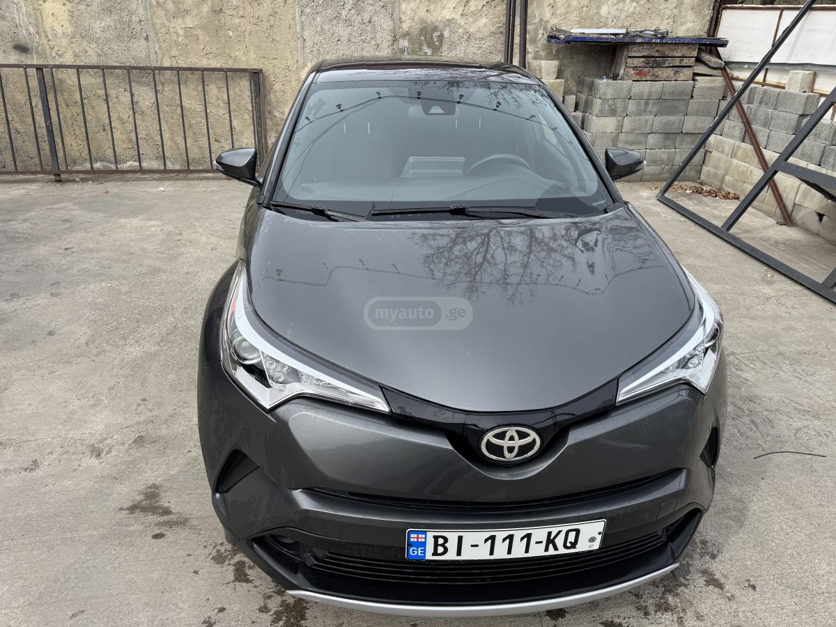 Toyota CHR - фото 7