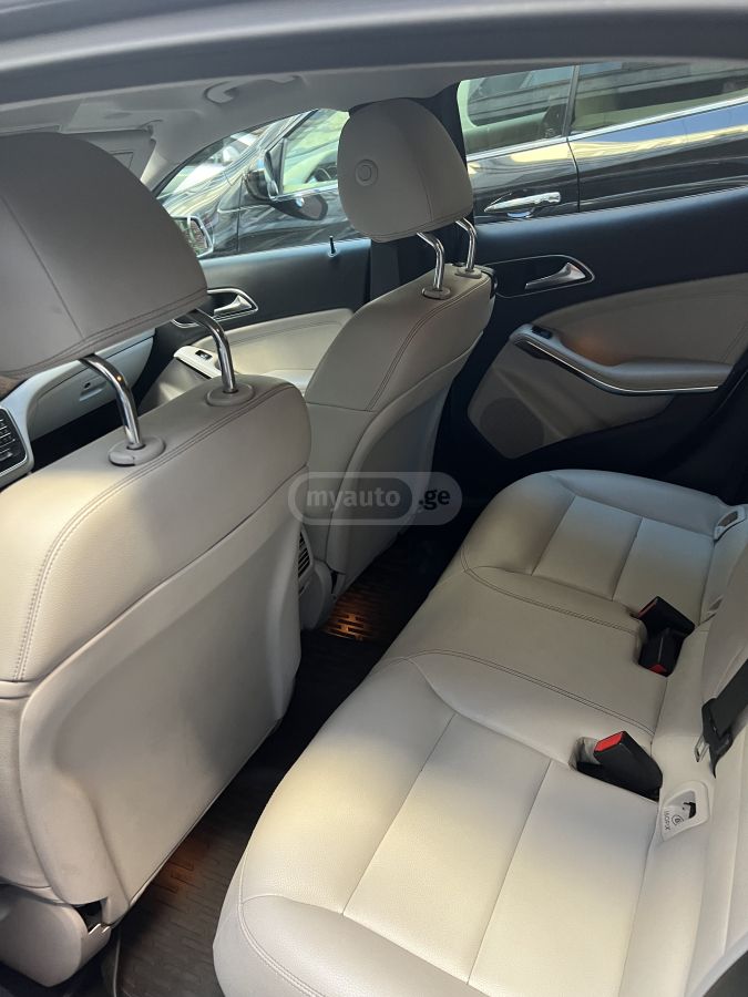 Mercedes-Benz GLA 250 - фото 7