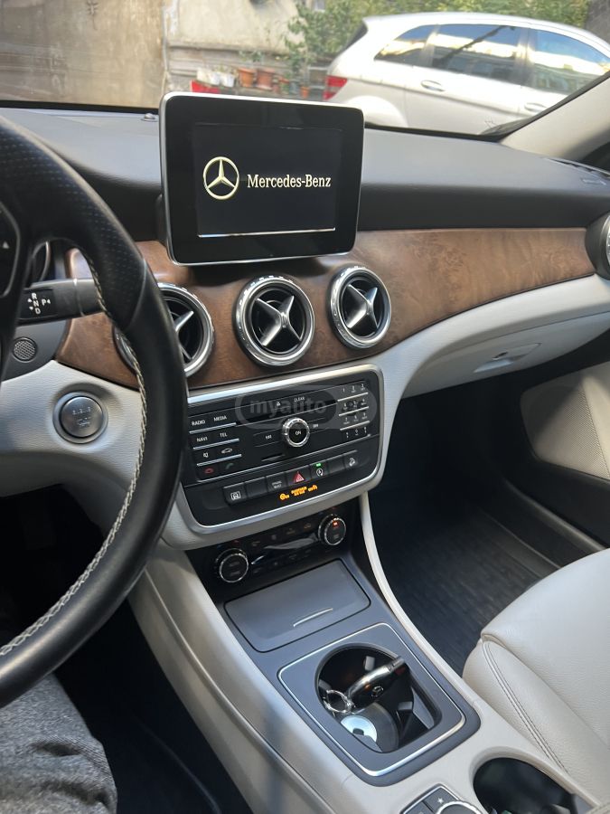 Mercedes-Benz GLA 250 - фото 8