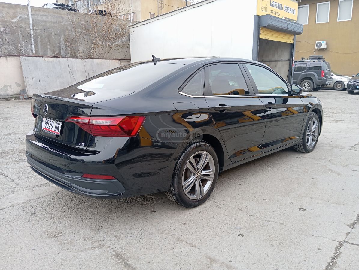 Volkswagen Jetta - фото 6