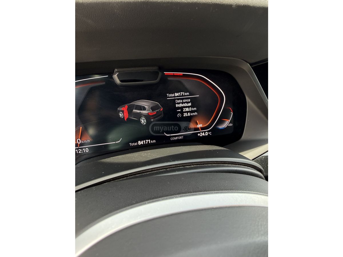 BMW X5 - фото 11