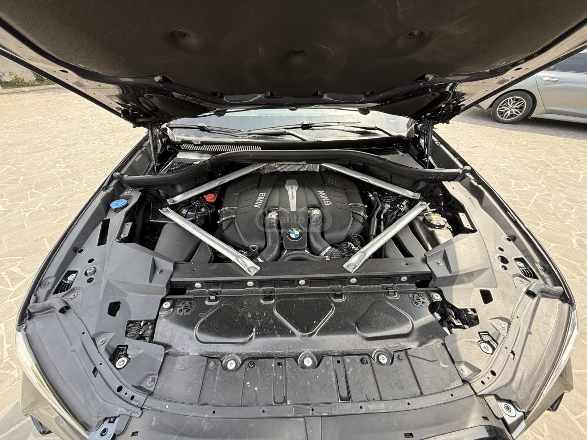 BMW X5 - фото 9