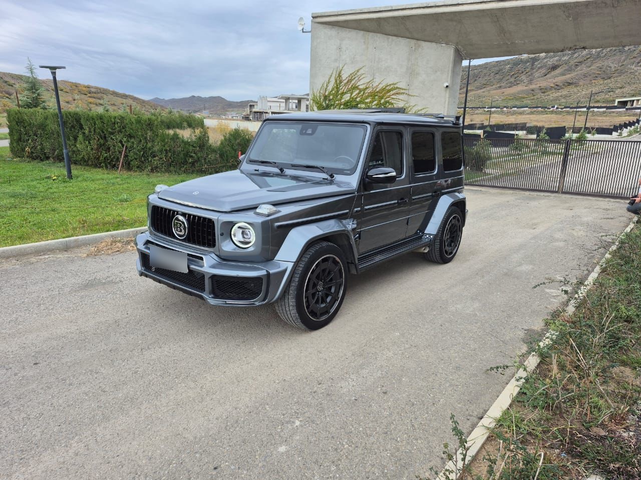 Mercedes-Benz G 550 - фото 1