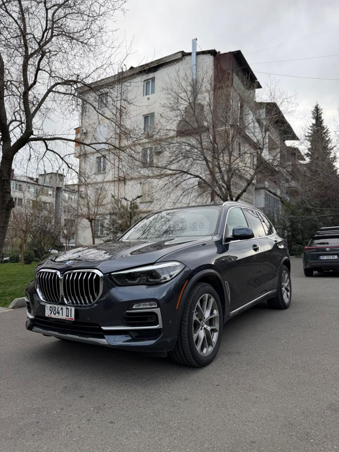 BMW X5 - фото 2