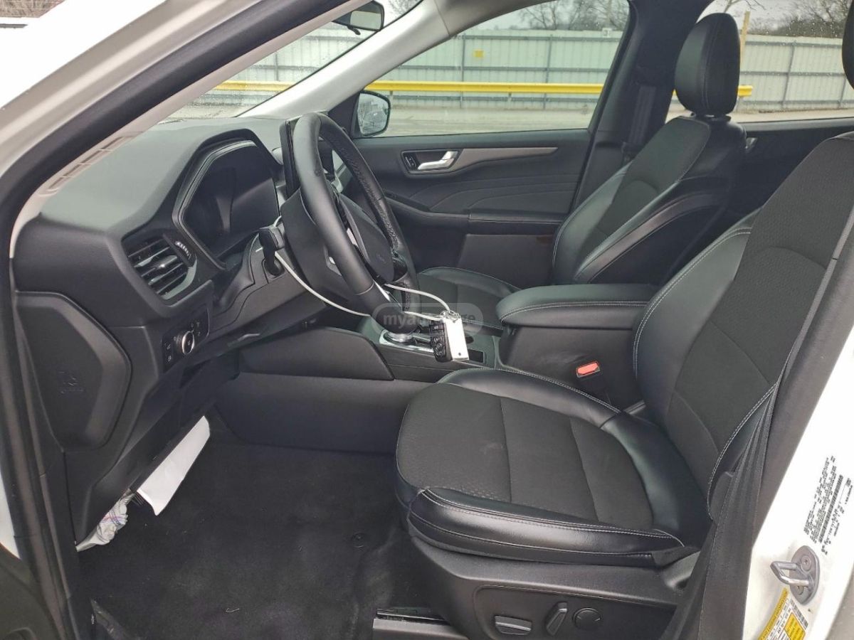 Ford ST-Line Select 4dr All-Wheel D — миниатюра 7