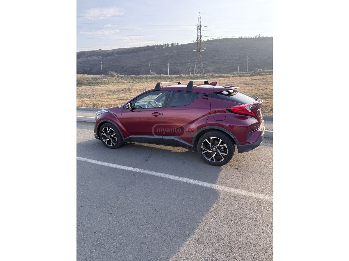 Toyota CHR - фото 2