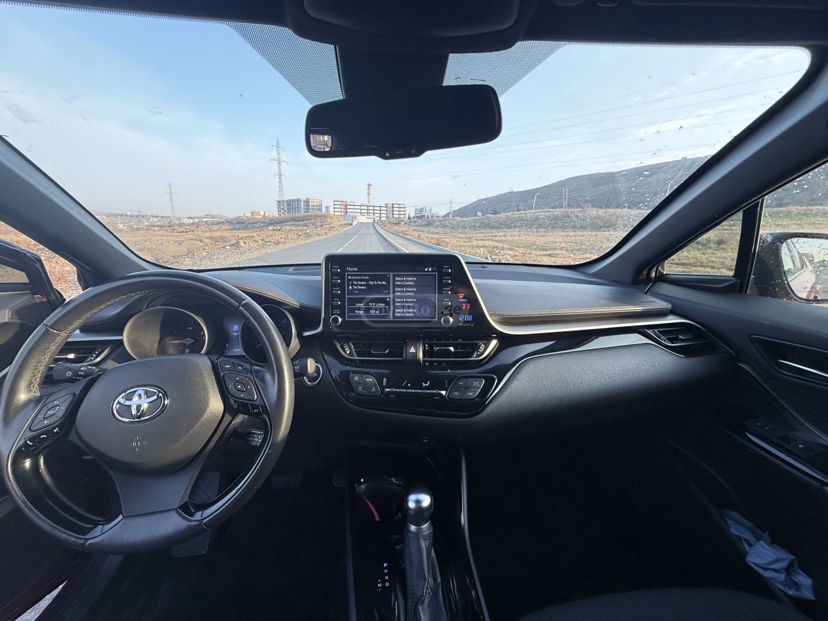 Toyota CHR - фото 5