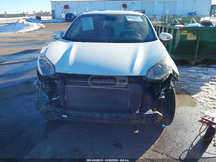 Kia Sportage - фото 12