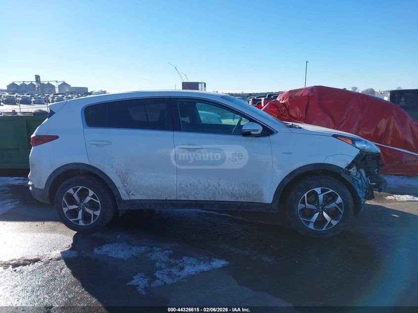 Kia Sportage - фото 13