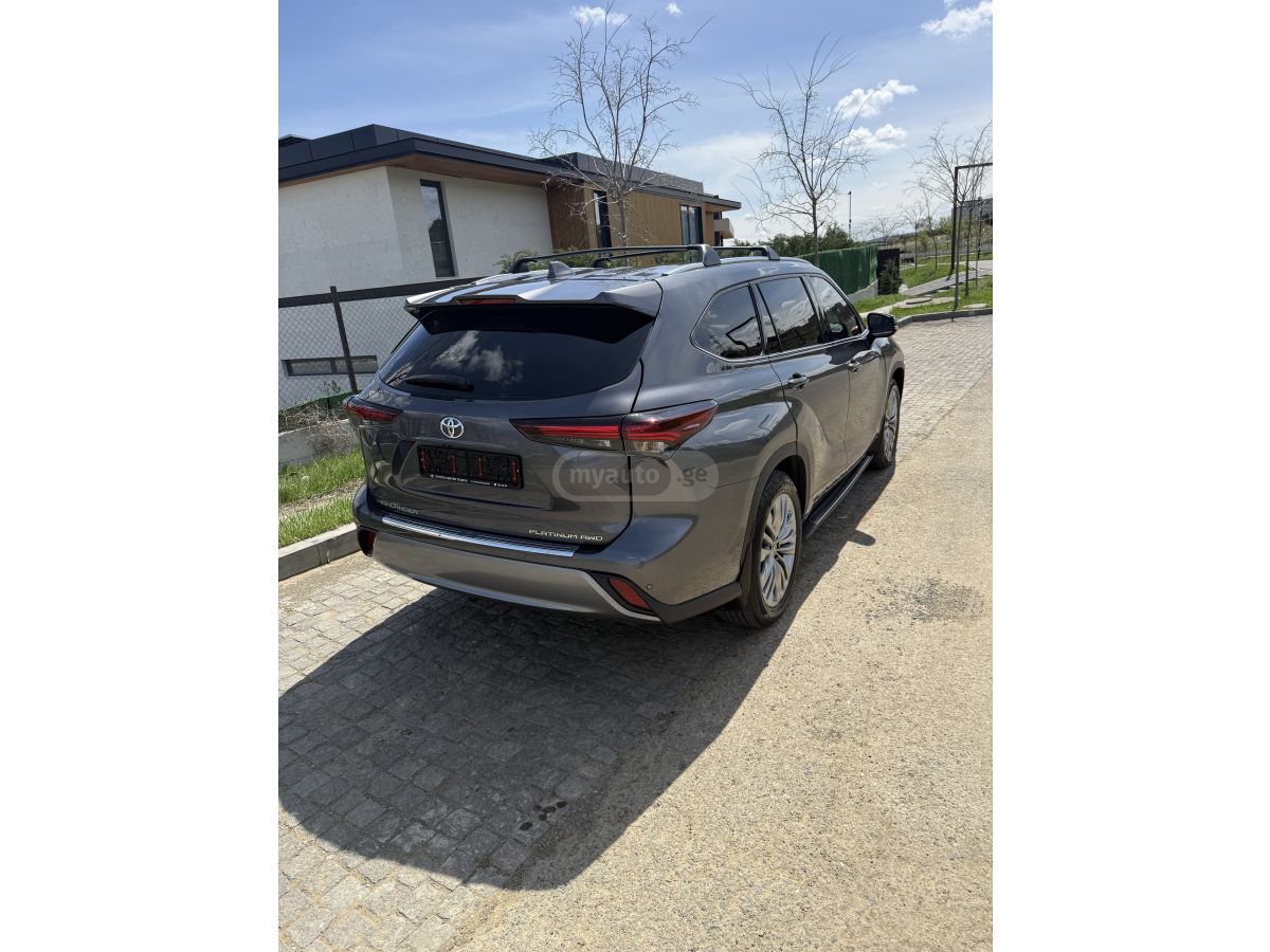 Toyota Highlander - фото 10