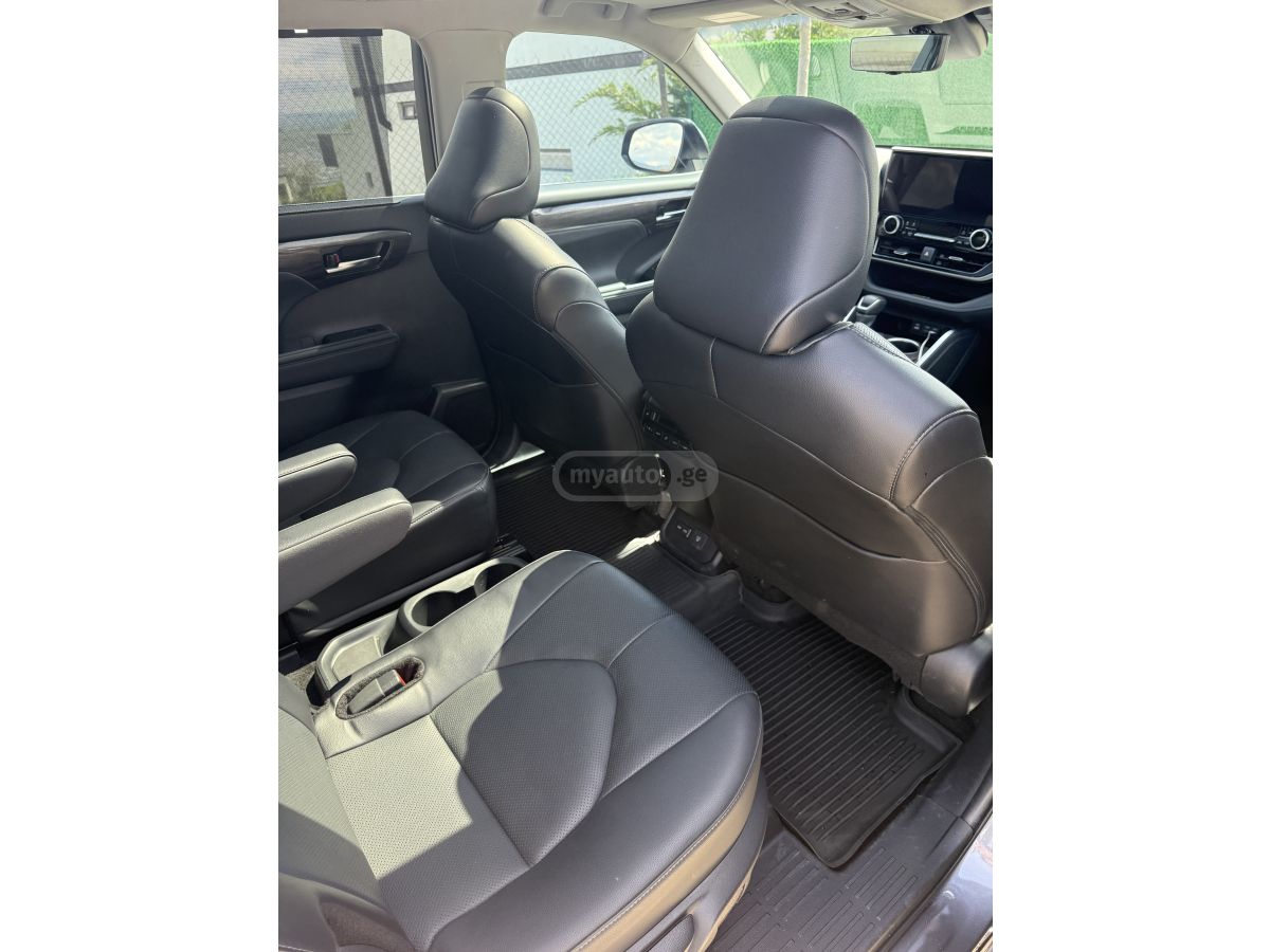Toyota Highlander - фото 14