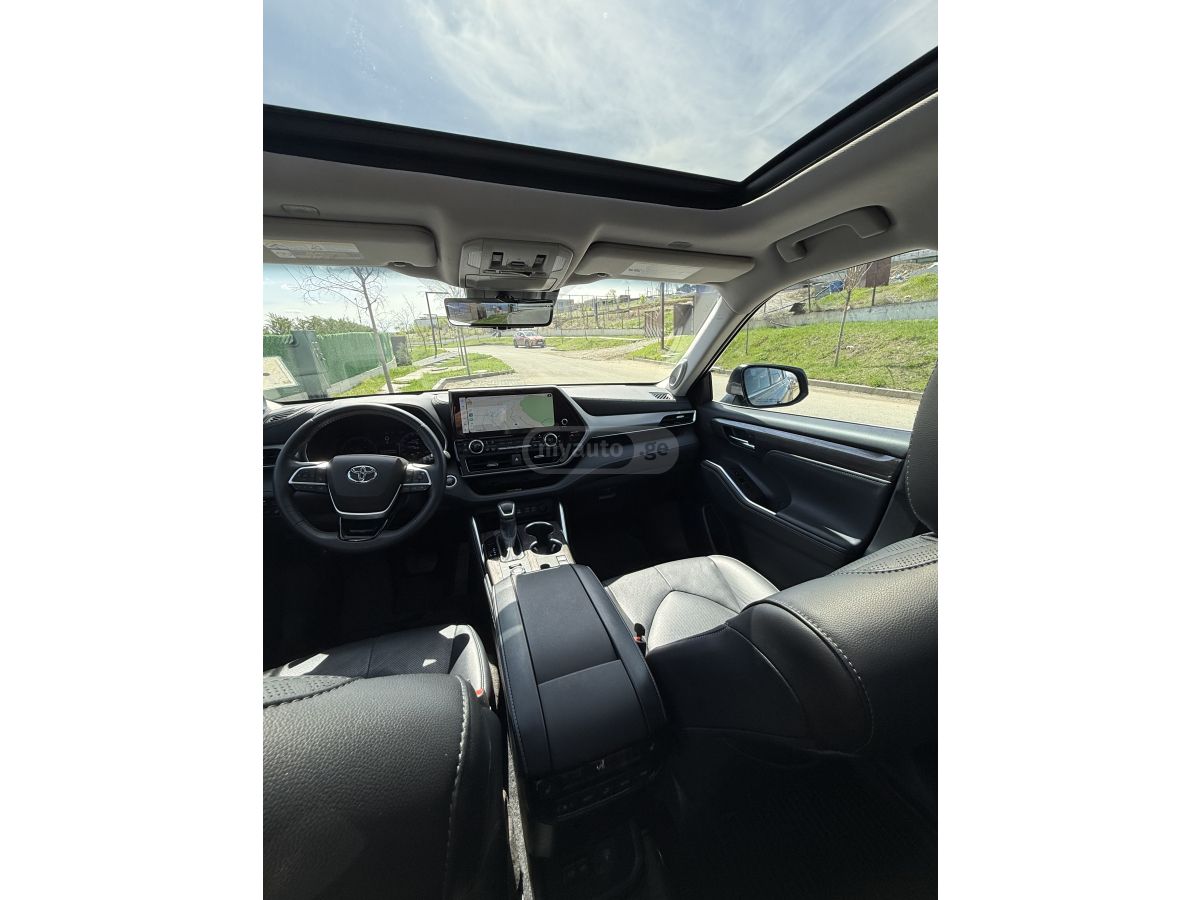 Toyota Highlander - фото 4