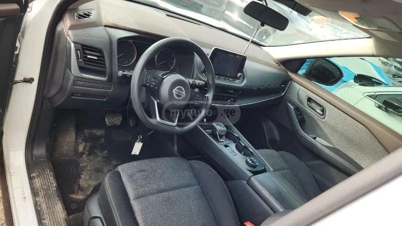 Nissan Rogue - фото 12