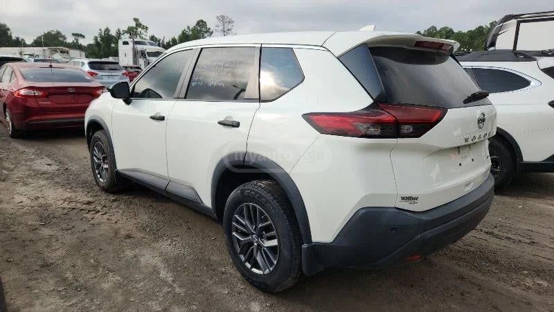 Nissan Rogue - фото 8