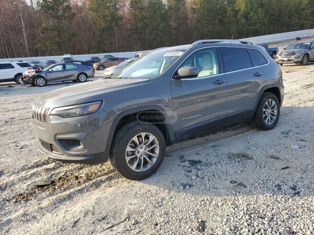 Jeep Cherokee - фото 1