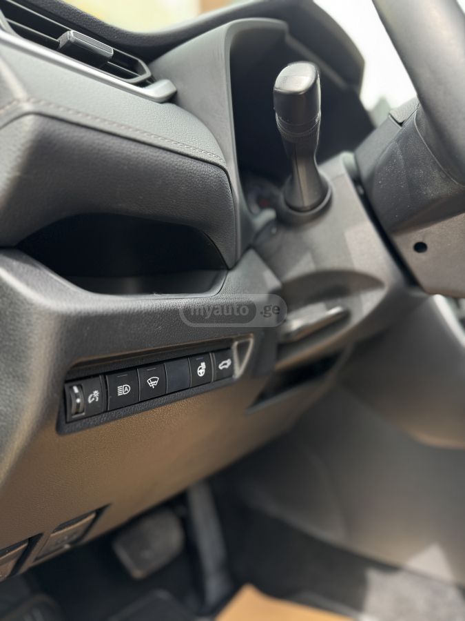 Toyota RAV 4 - фото 12