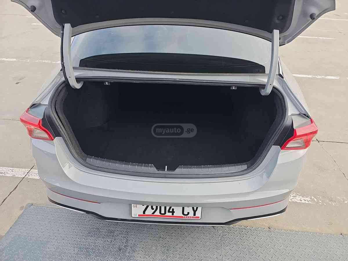 Kia Q 50 Kia K5 2022 — миниатюра 7