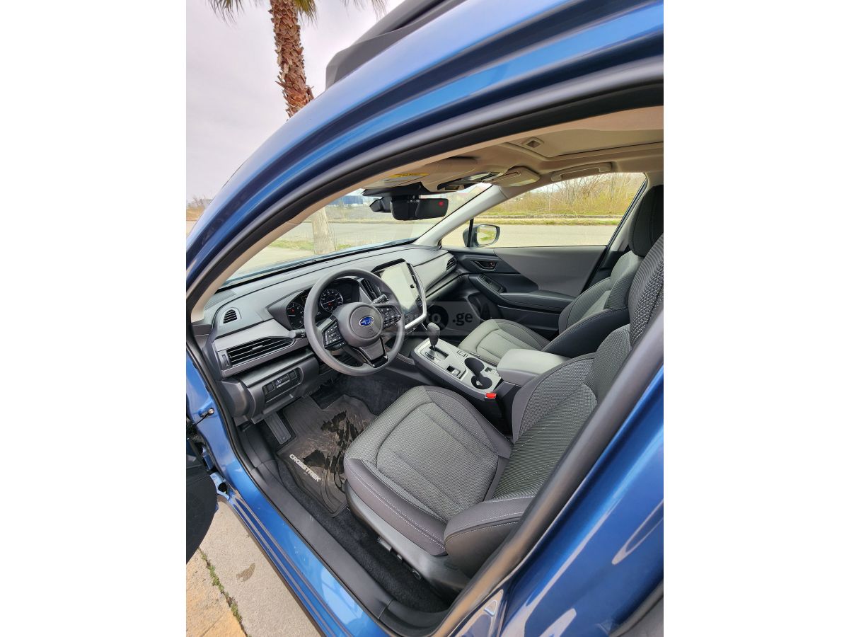 Subaru Base 4dr All-Wheel Drive CVT — миниатюра 12