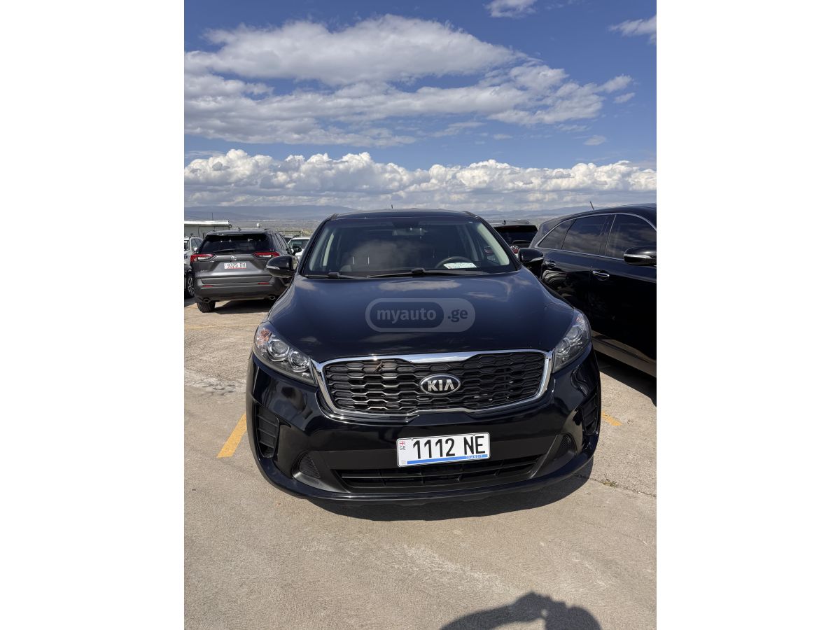 Kia Sorento - фото 2
