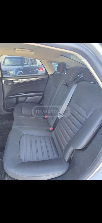 Ford Fusion - фото 13