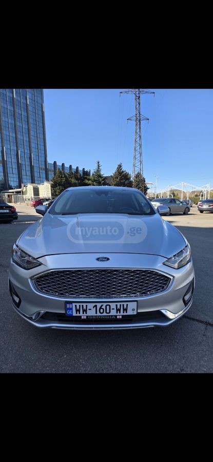 Ford Fusion - фото 8