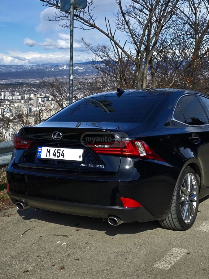 Lexus IS 350 - фото 3