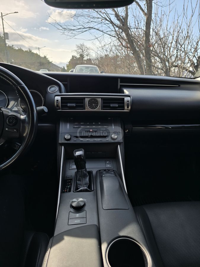 Lexus IS 350 - фото 6