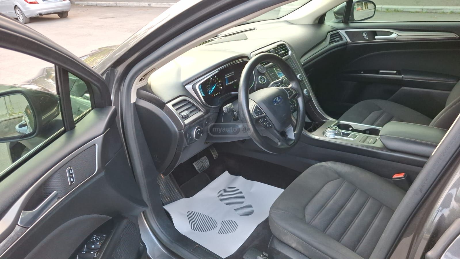 Ford Fusion - фото 9