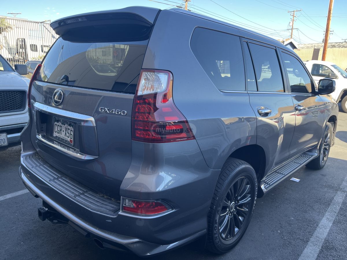 Lexus Base 4dr 4x4 Automatic — миниатюра 4