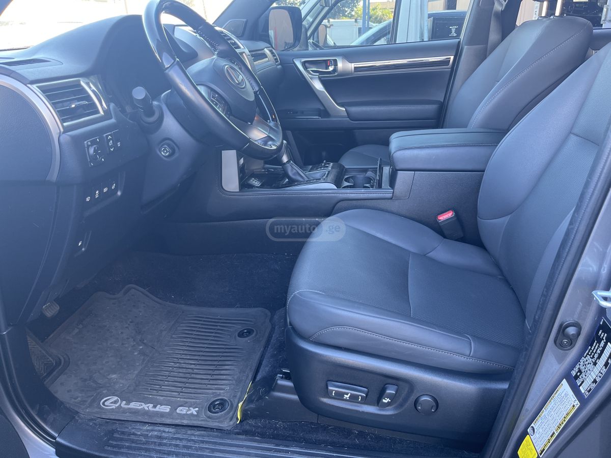 Lexus Base 4dr 4x4 Automatic — миниатюра 7