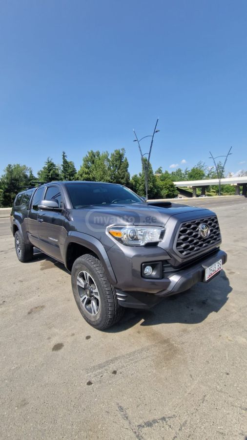 Toyota Tacoma - фото 9