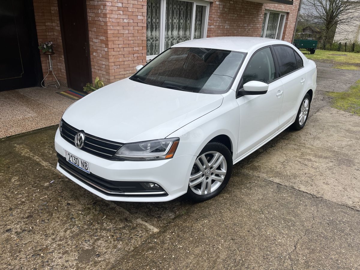 Volkswagen Jetta - фото 1