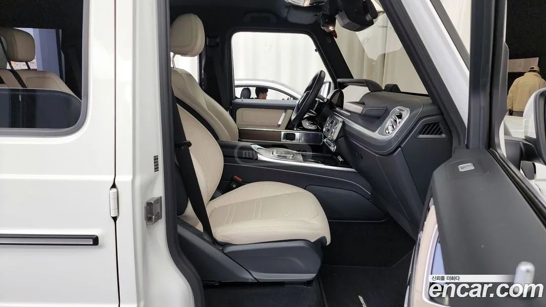 Mercedes-Benz G 65 AMG 2025 — миниатюра 11