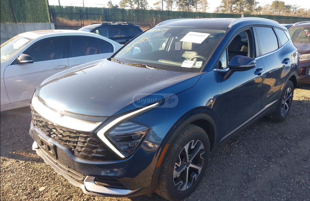 Kia Sportage - фото 1