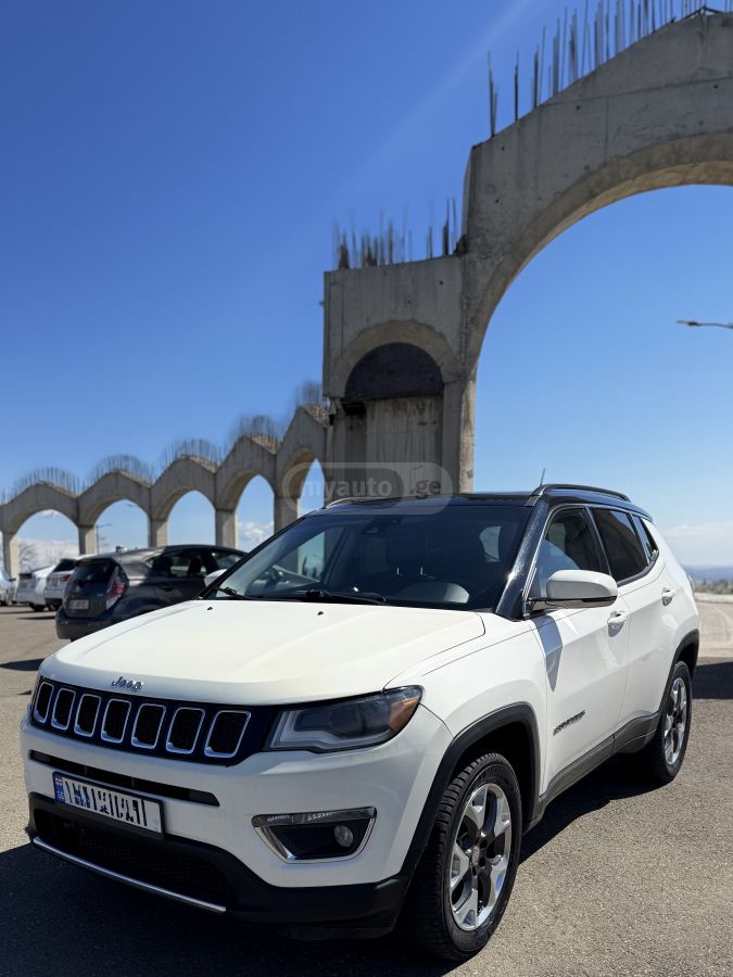 Jeep Compass - фото 2