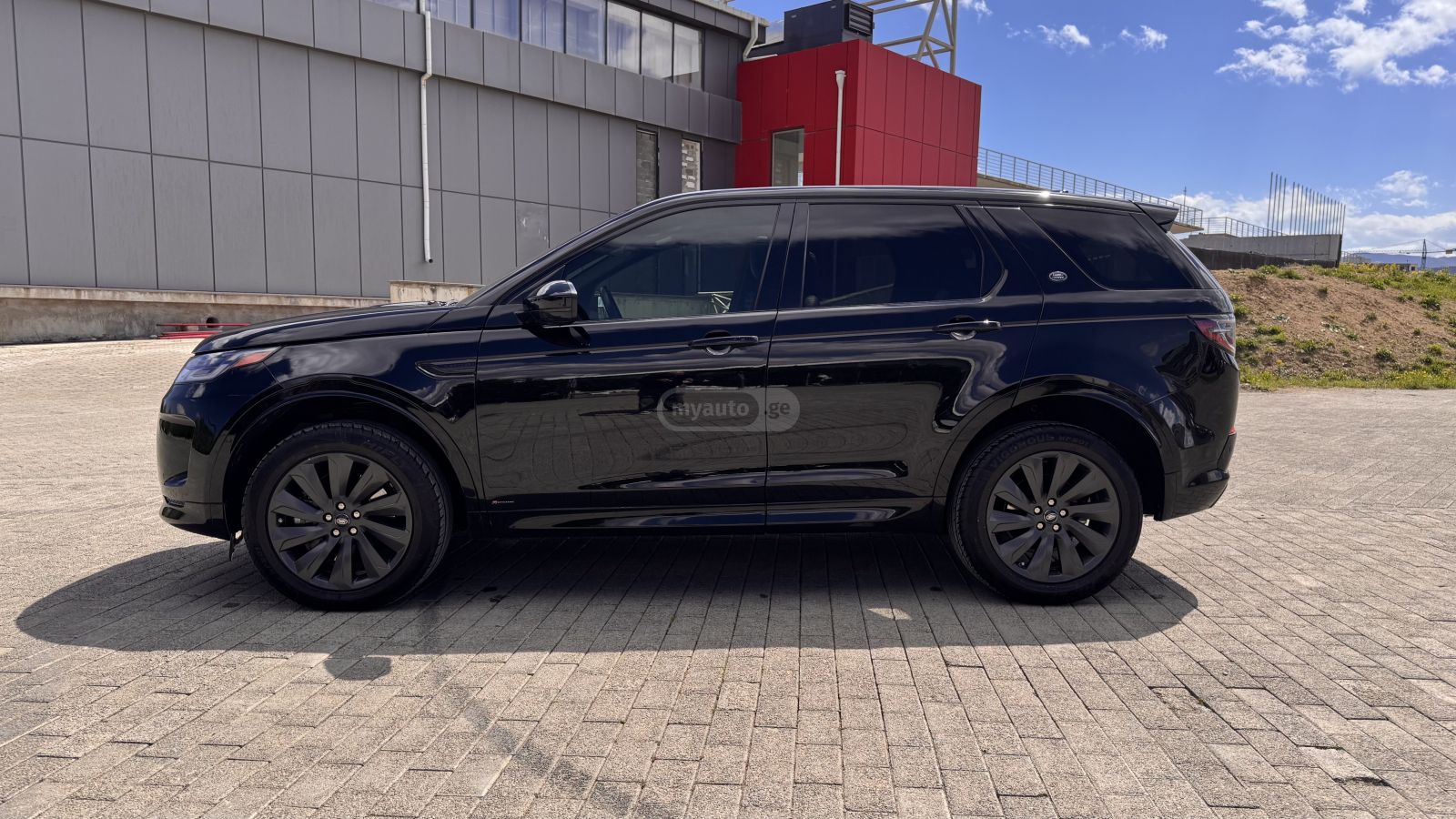 Land Rover Discovery Sport - фото 4