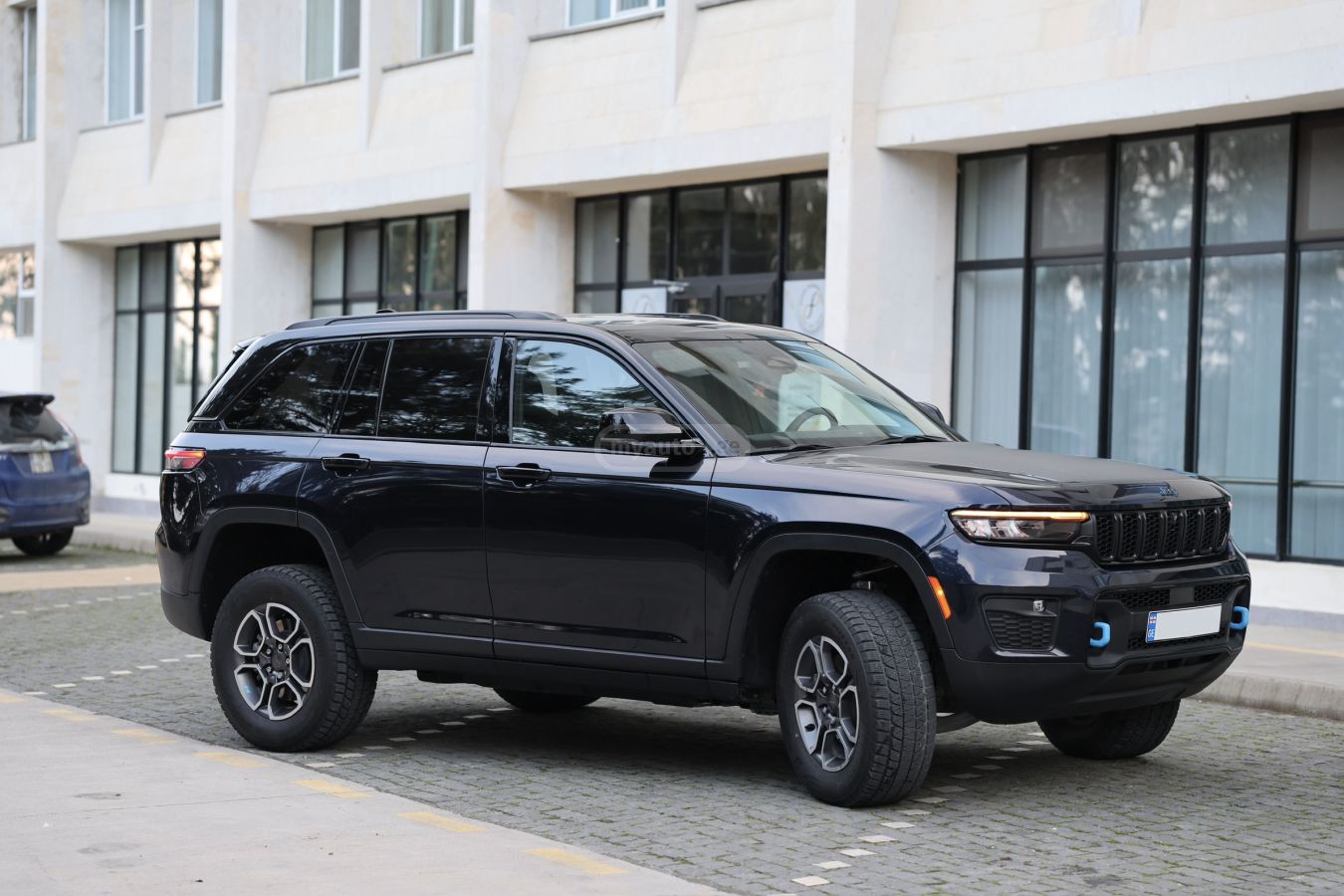 Jeep Trailhawk 4xe Plug-in Hybrid — миниатюра 3