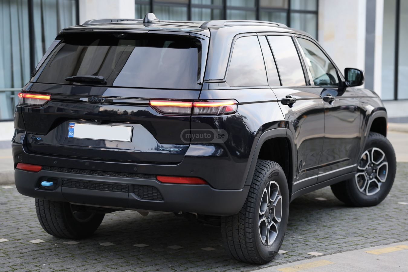 Jeep Trailhawk 4xe Plug-in Hybrid — миниатюра 4