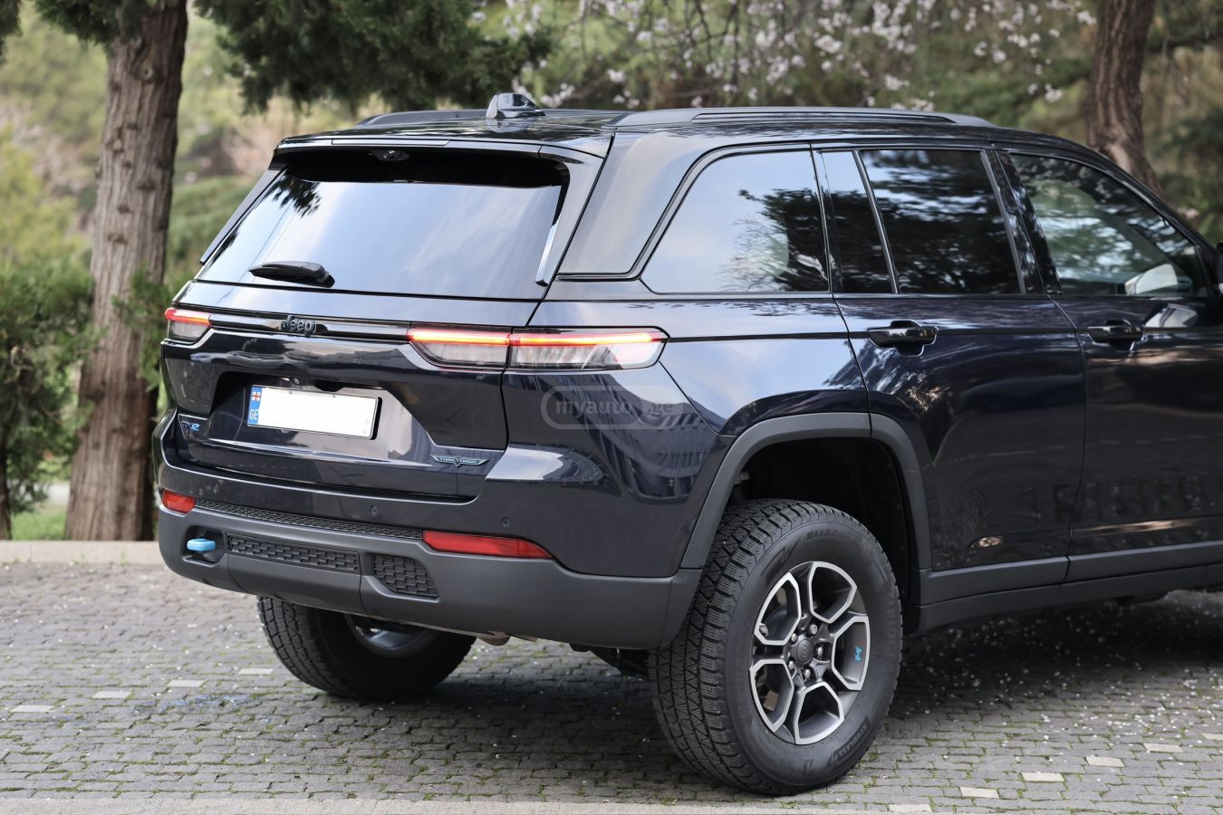 Jeep Trailhawk 4xe Plug-in Hybrid — миниатюра 8