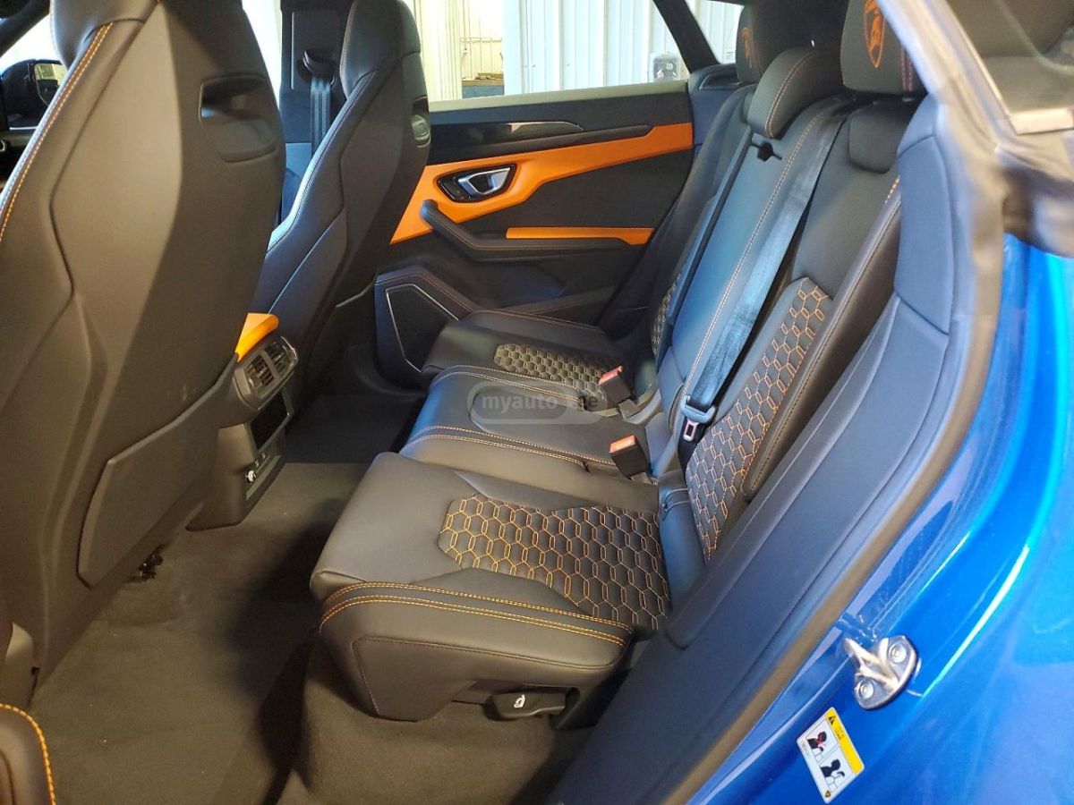 Lamborghini Urus 2022 — миниатюра 10