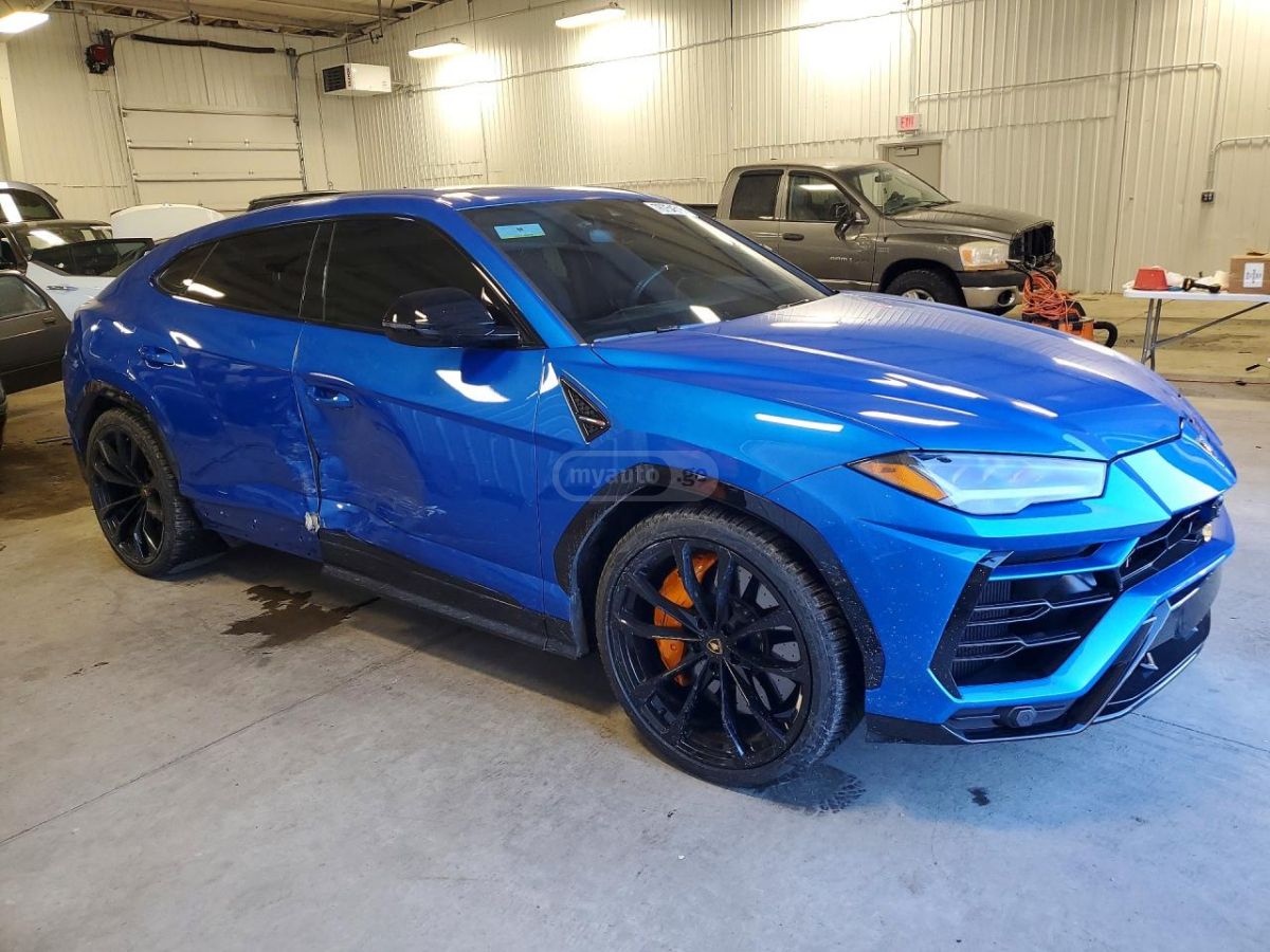 Lamborghini Urus 2022 — миниатюра 4