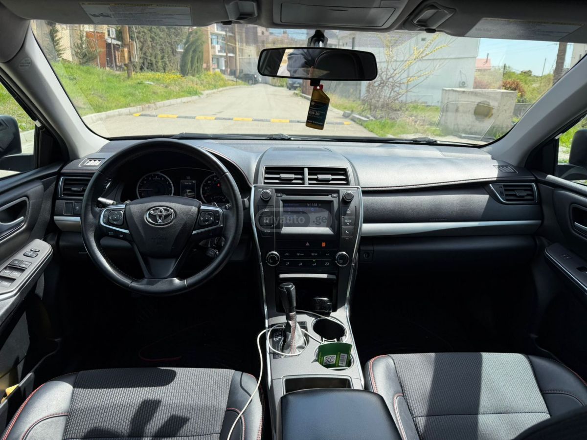 Toyota Camry - фото 11