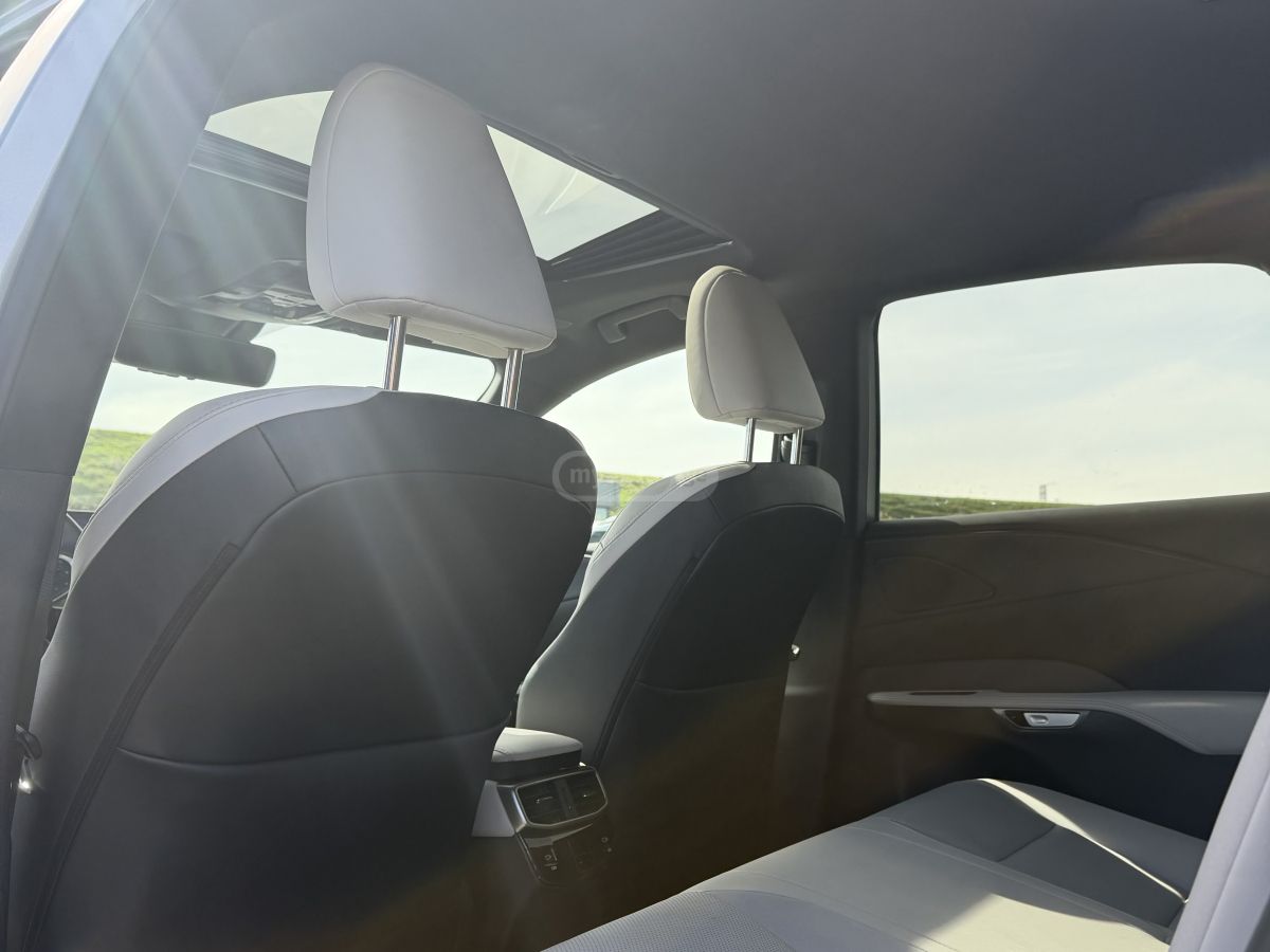 Lexus RX 350 - фото 8