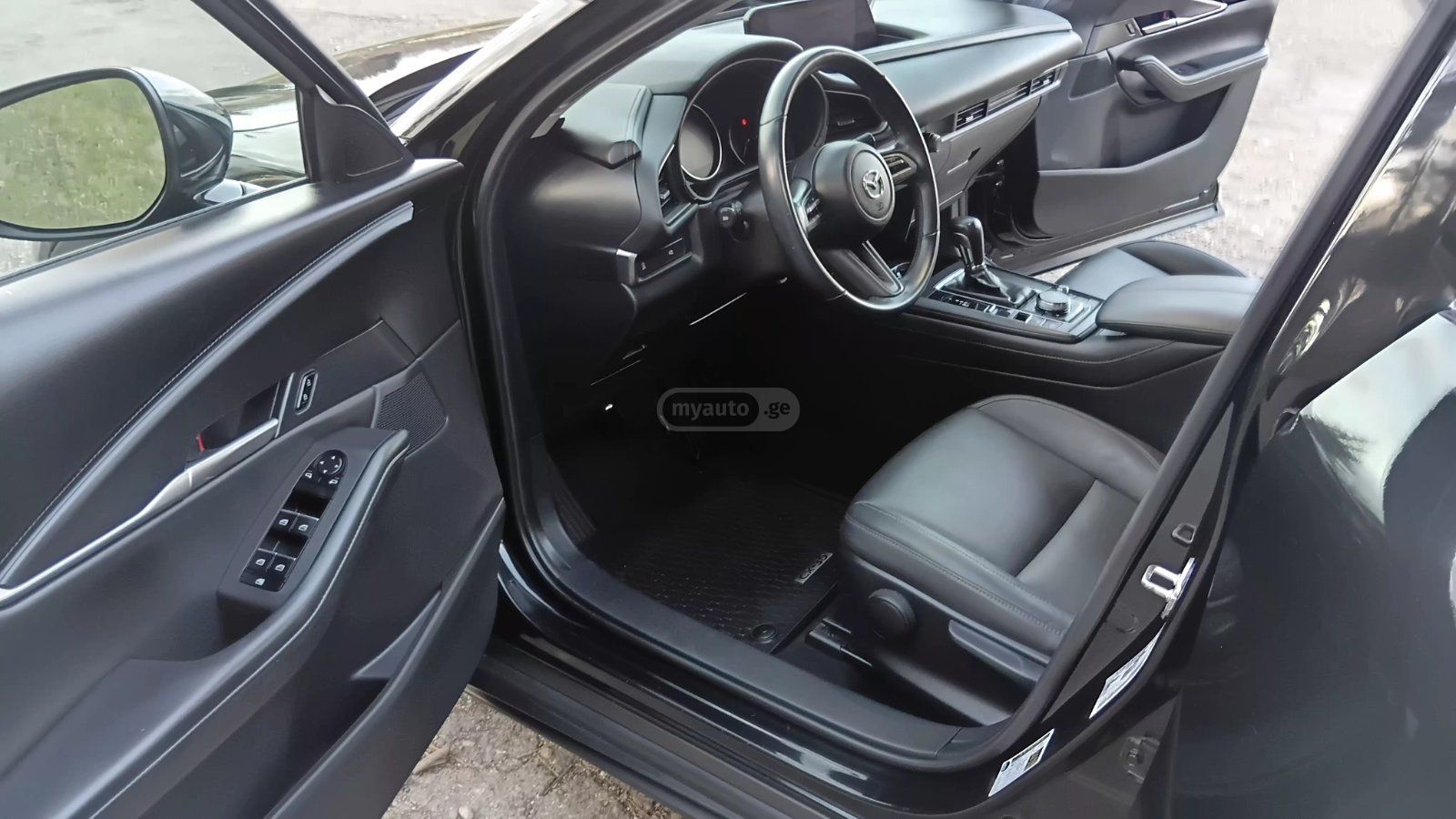 Mazda CX-30 - фото 7