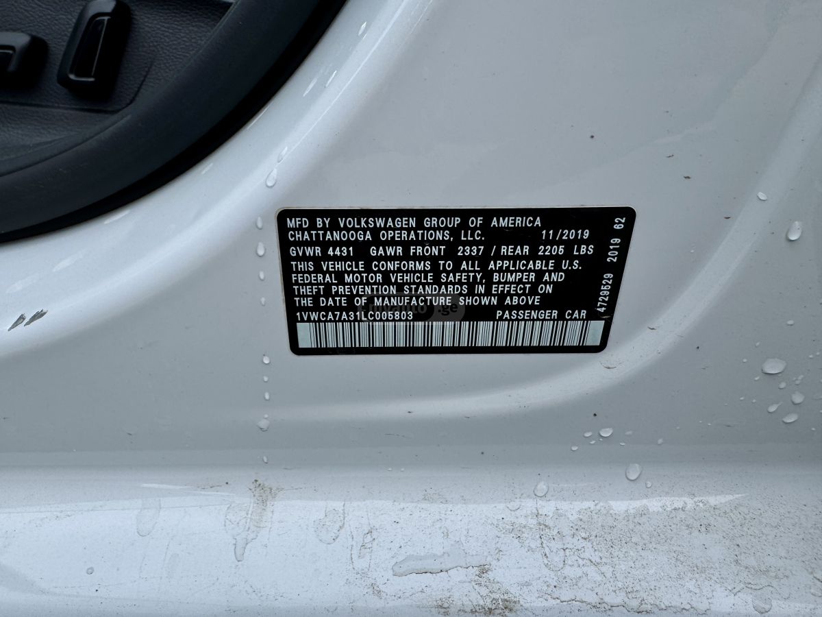 Volkswagen Passat - фото 13