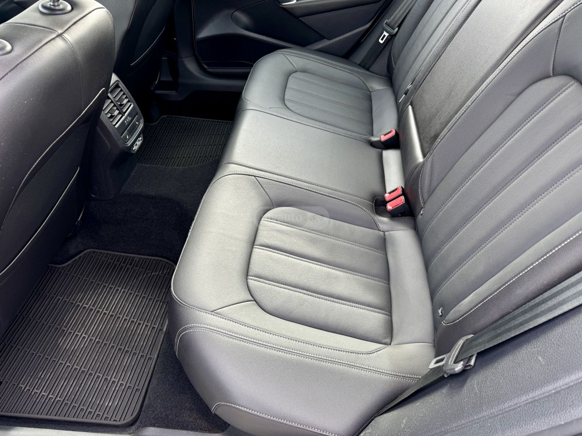 Volkswagen Passat - фото 14