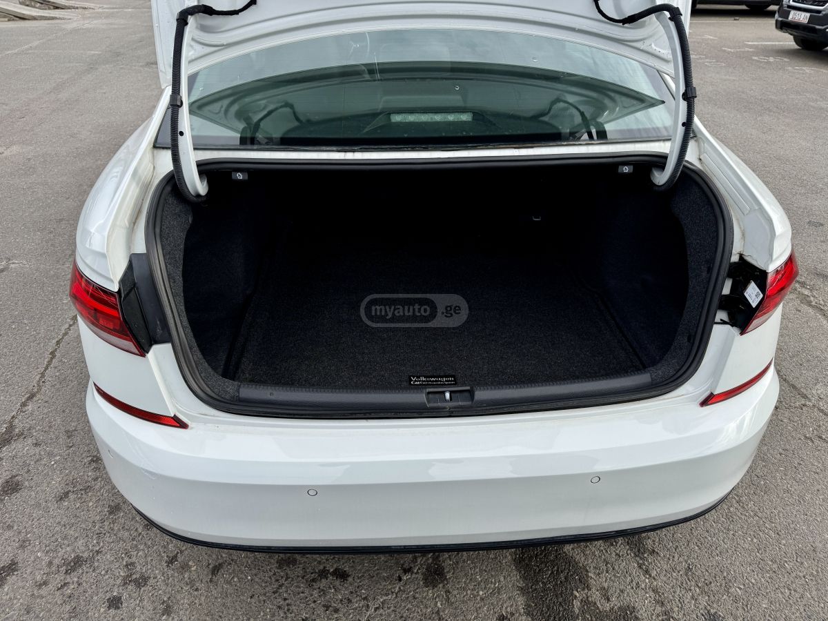 Volkswagen Passat - фото 7